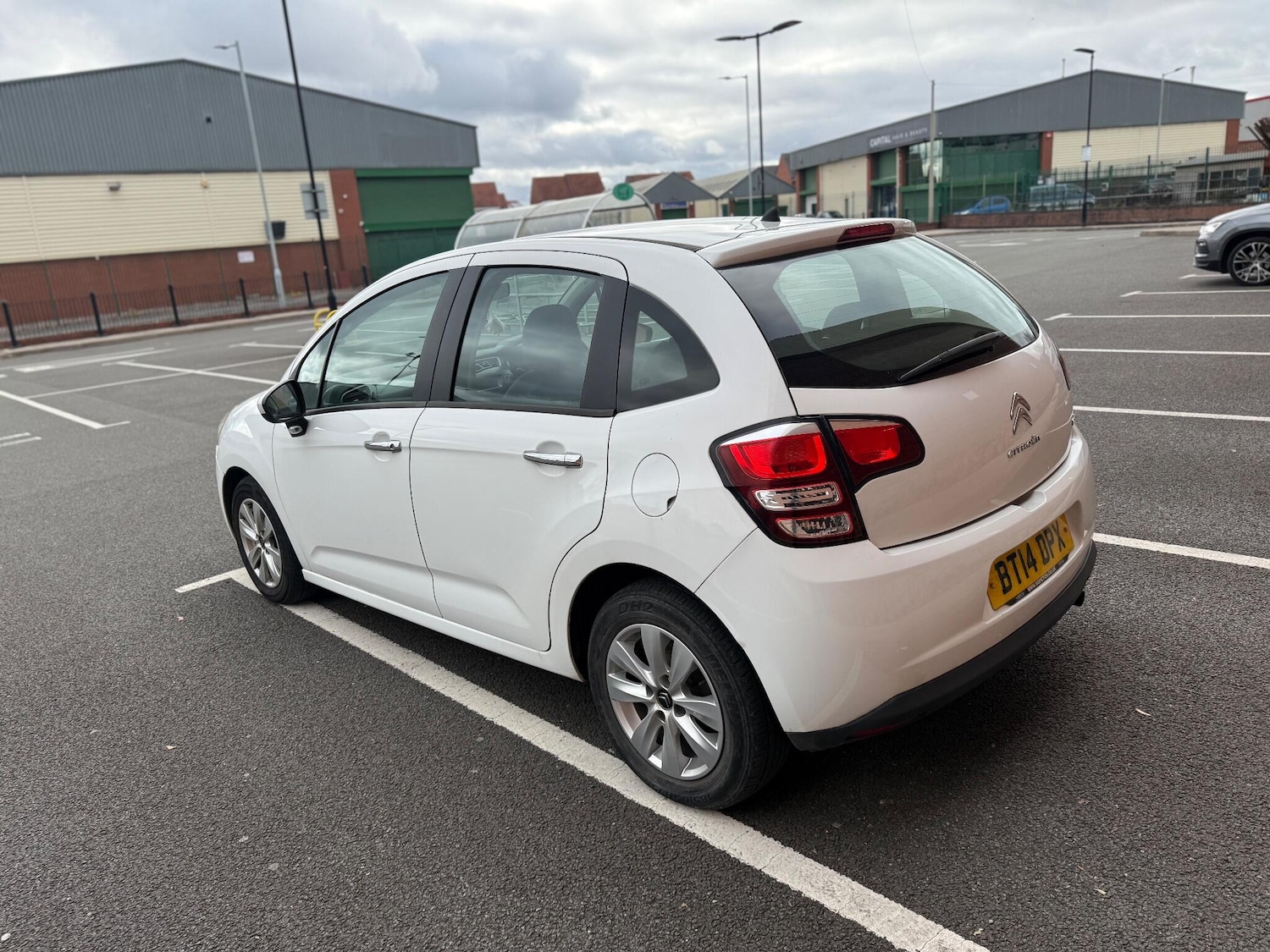 Used Citroen C3 2014 for sale - 76759399: Photo 4