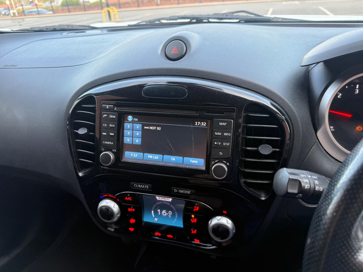 Used Nissan Juke 2013 for sale - 78171358: Photo 37