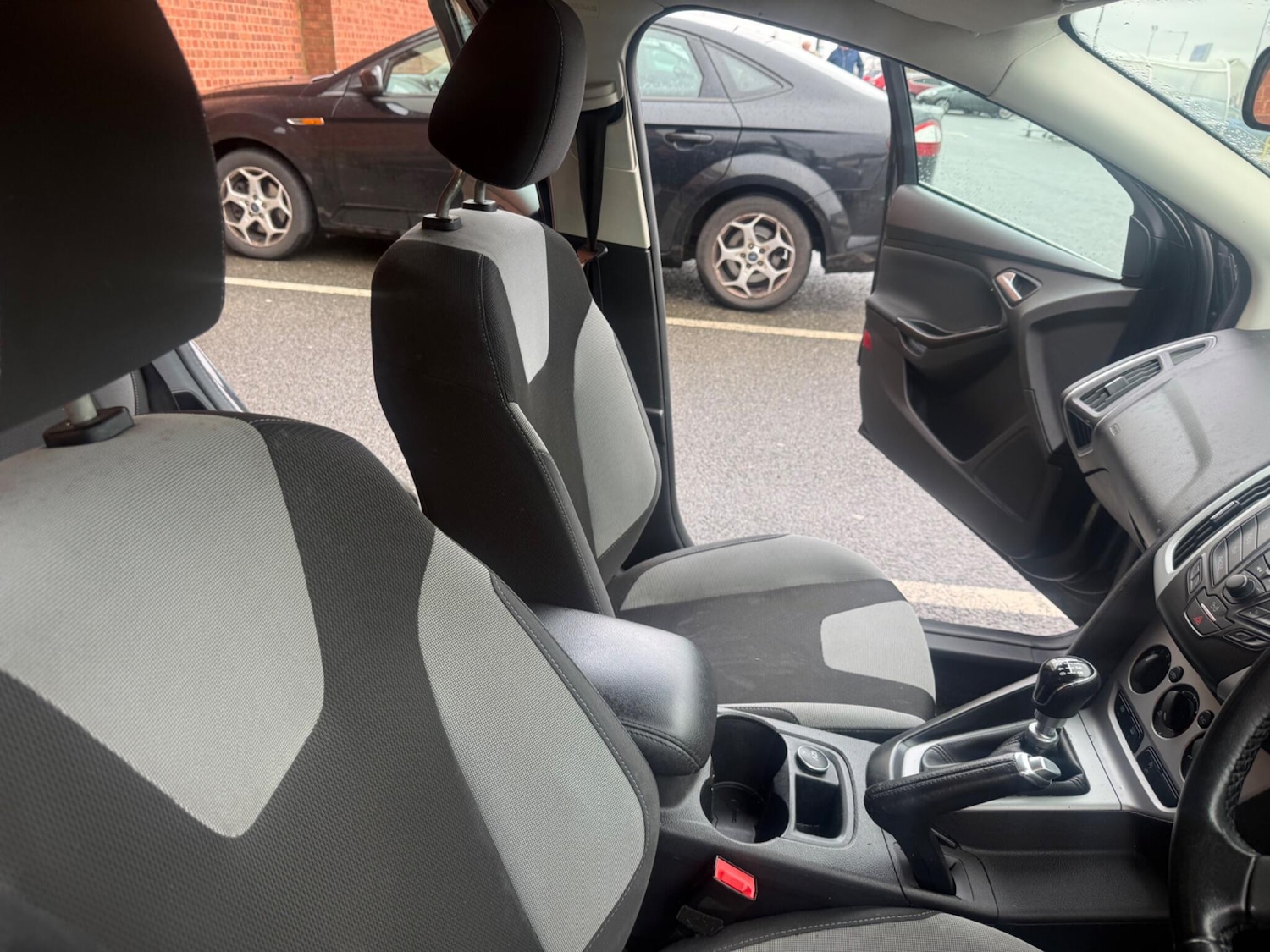 Used Ford Focus 2014 for sale - 77344139: Photo 24