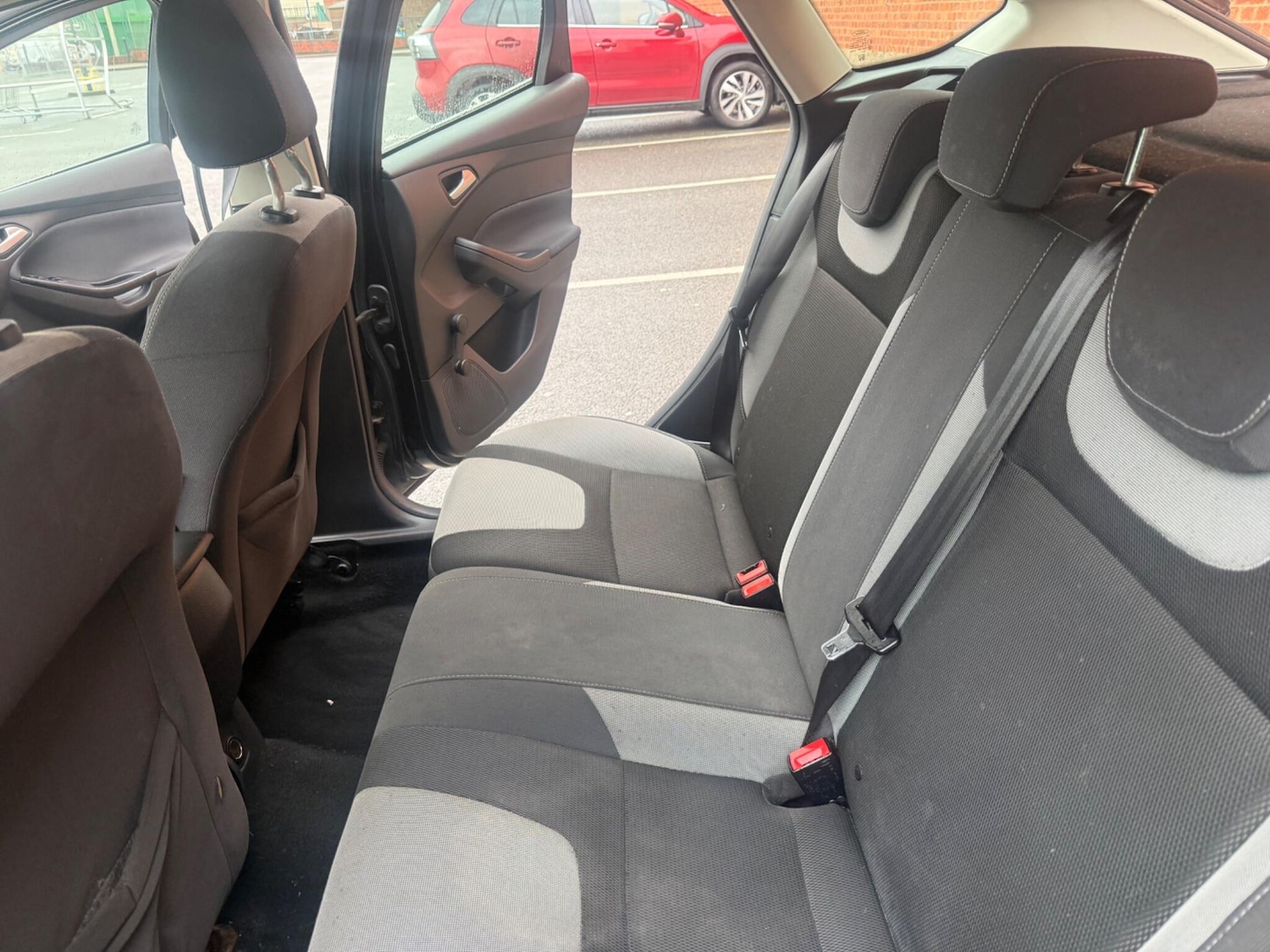 Used Ford Focus 2014 for sale - 77344139: Photo 28