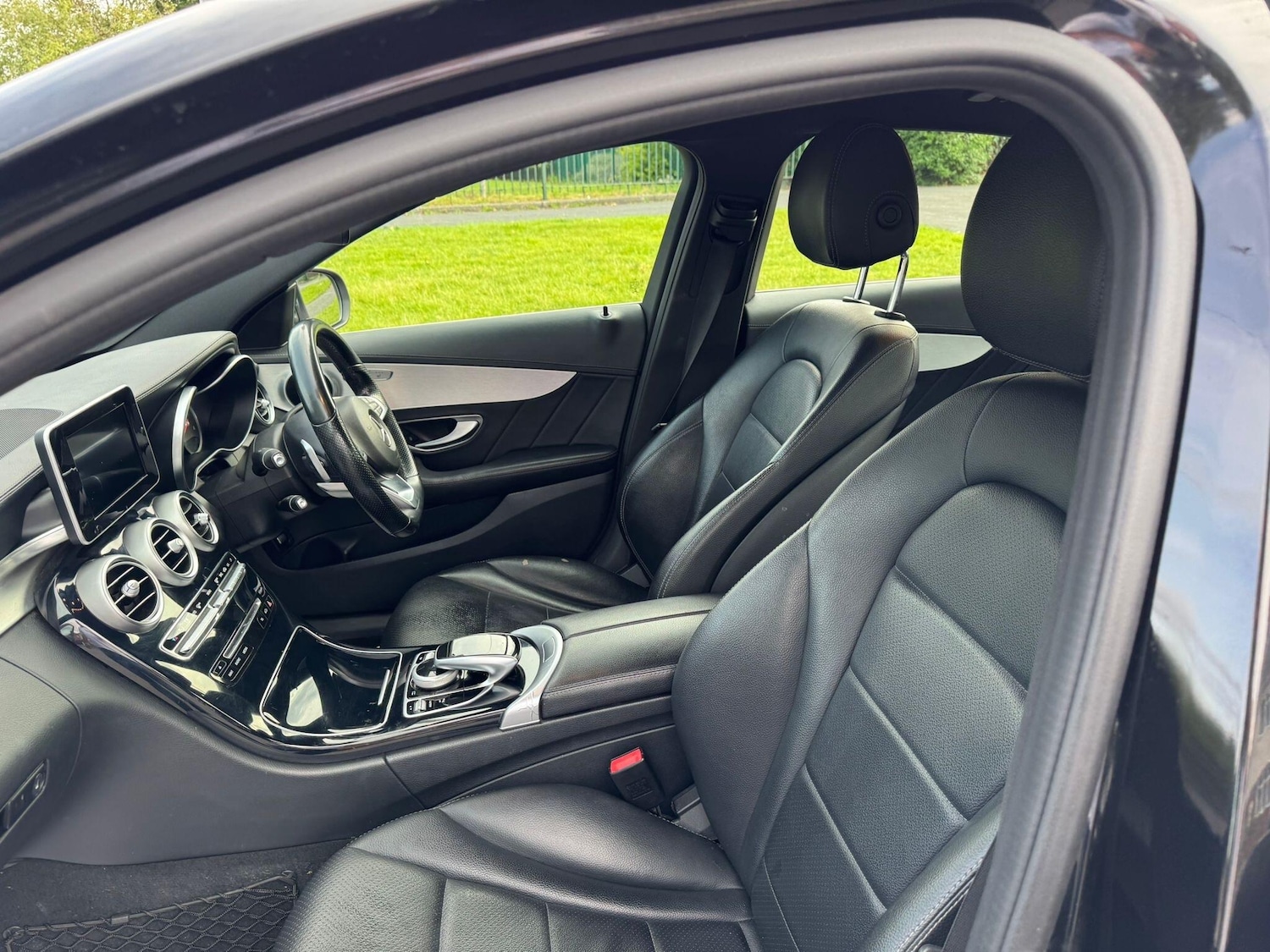 Used Mercedes-Benz C Class 2014 for sale - 76714325: Photo 16