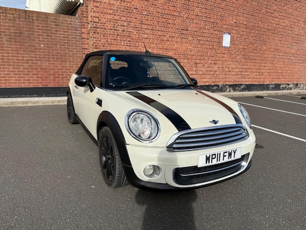 Used MINI Convertible 2011 for sale - 76179373: Photo 1