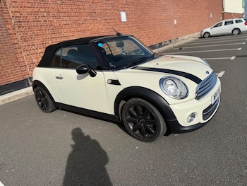 Used MINI Convertible 2011 for sale - 76179373: Photo 4