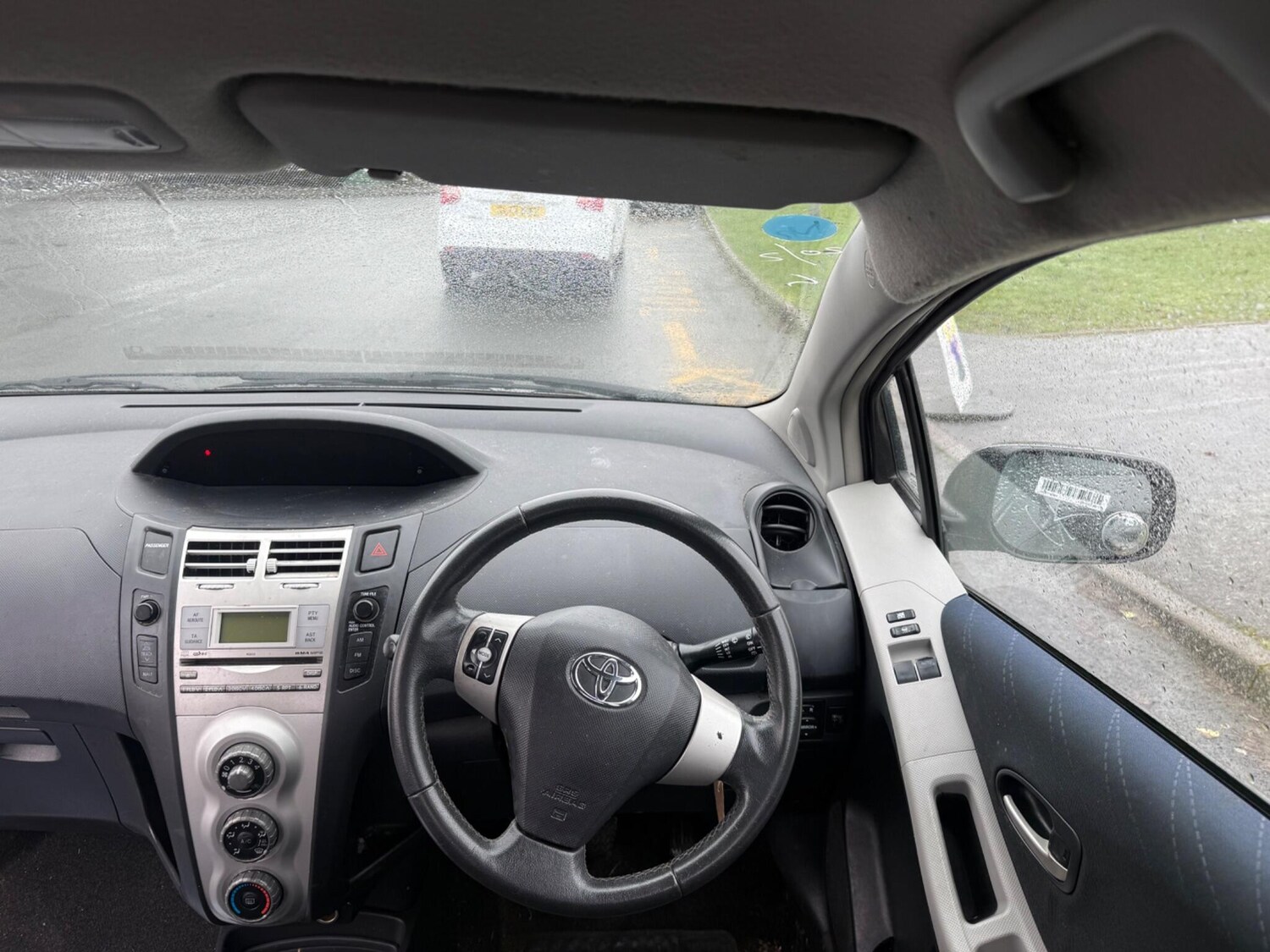 Used Toyota Yaris for sale - 77695448: Photo 27