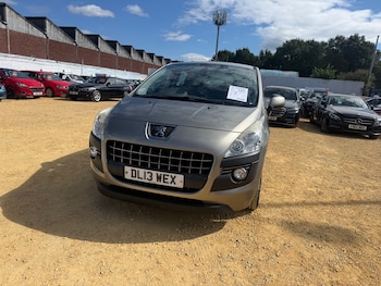 Used Peugeot 3008 2013 for sale - 79335745: Photo