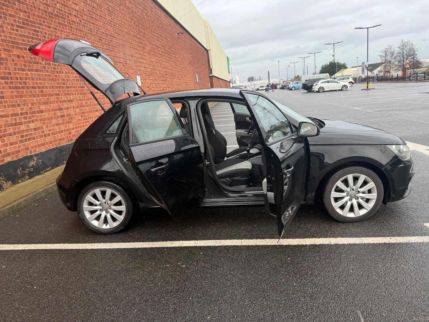 Used Audi A1 2012 for sale - 76839820: Photo 12