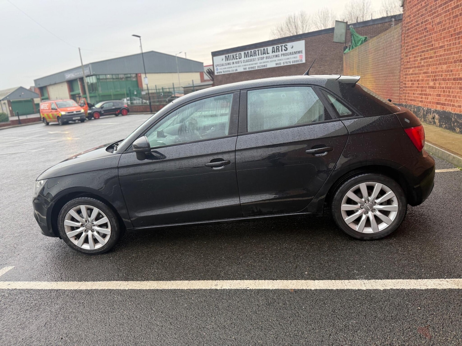 Used Audi A1 2012 for sale - 76839820: Photo 8