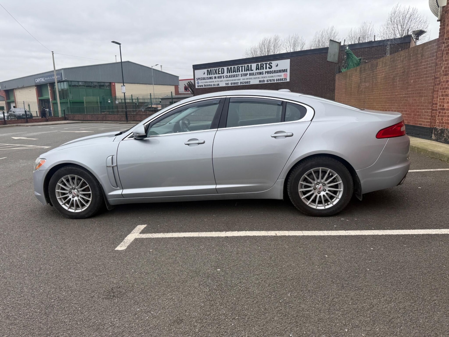Used Jaguar XF 2011 for sale - 78047859: Photo 16