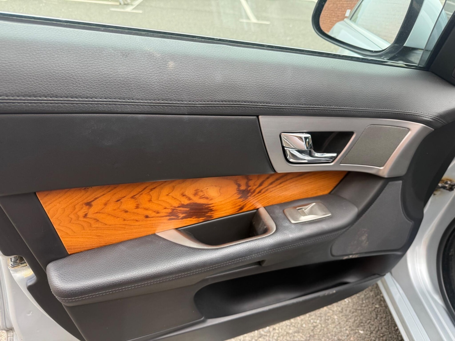 Used Jaguar XF 2011 for sale - 78047859: Photo 34