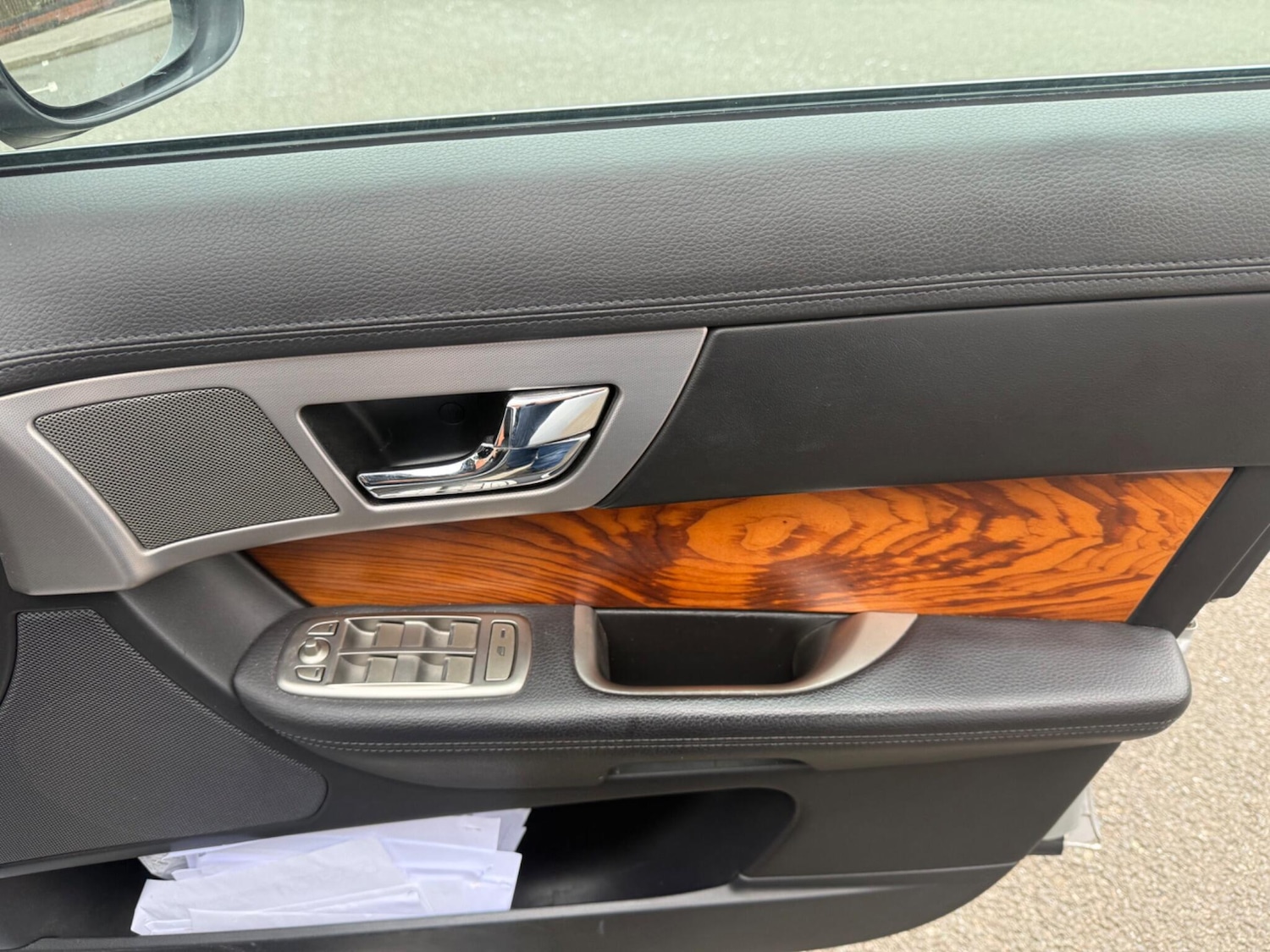 Used Jaguar XF 2011 for sale - 78047859: Photo 37