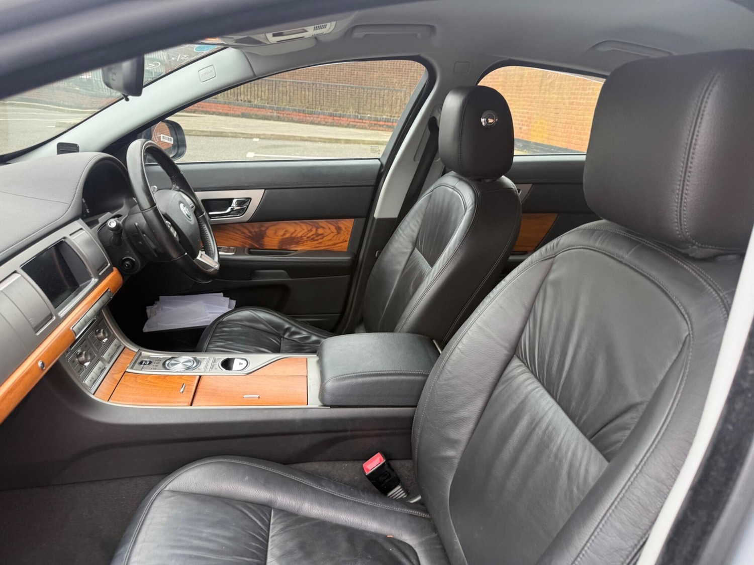 Used Jaguar XF 2011 for sale - 78047859: Photo 48