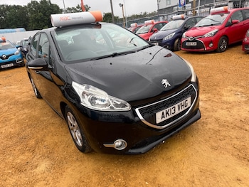 Used Peugeot 208 2013 for sale - 78832024: Photo