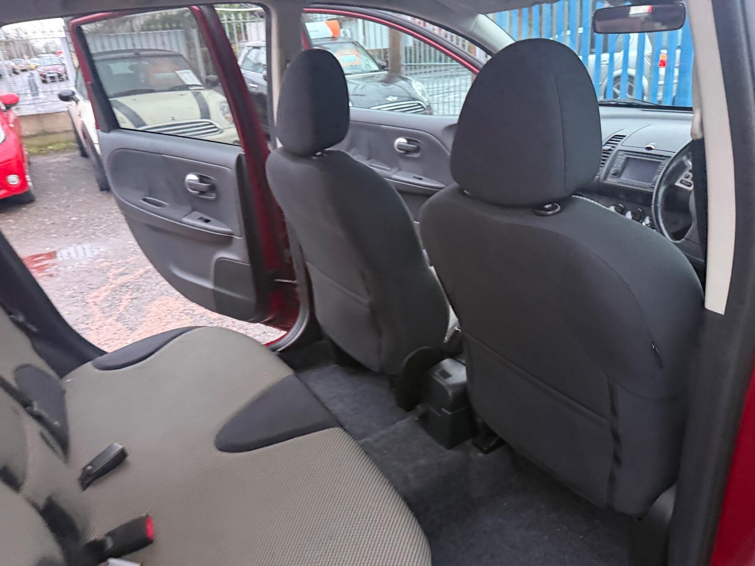 Used Nissan Note 2010 for sale - 76786861: Photo 17