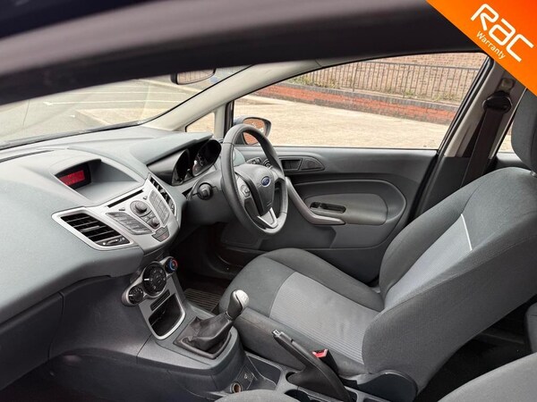 Used Ford Fiesta 2010 for sale - 76094327: Photo 23