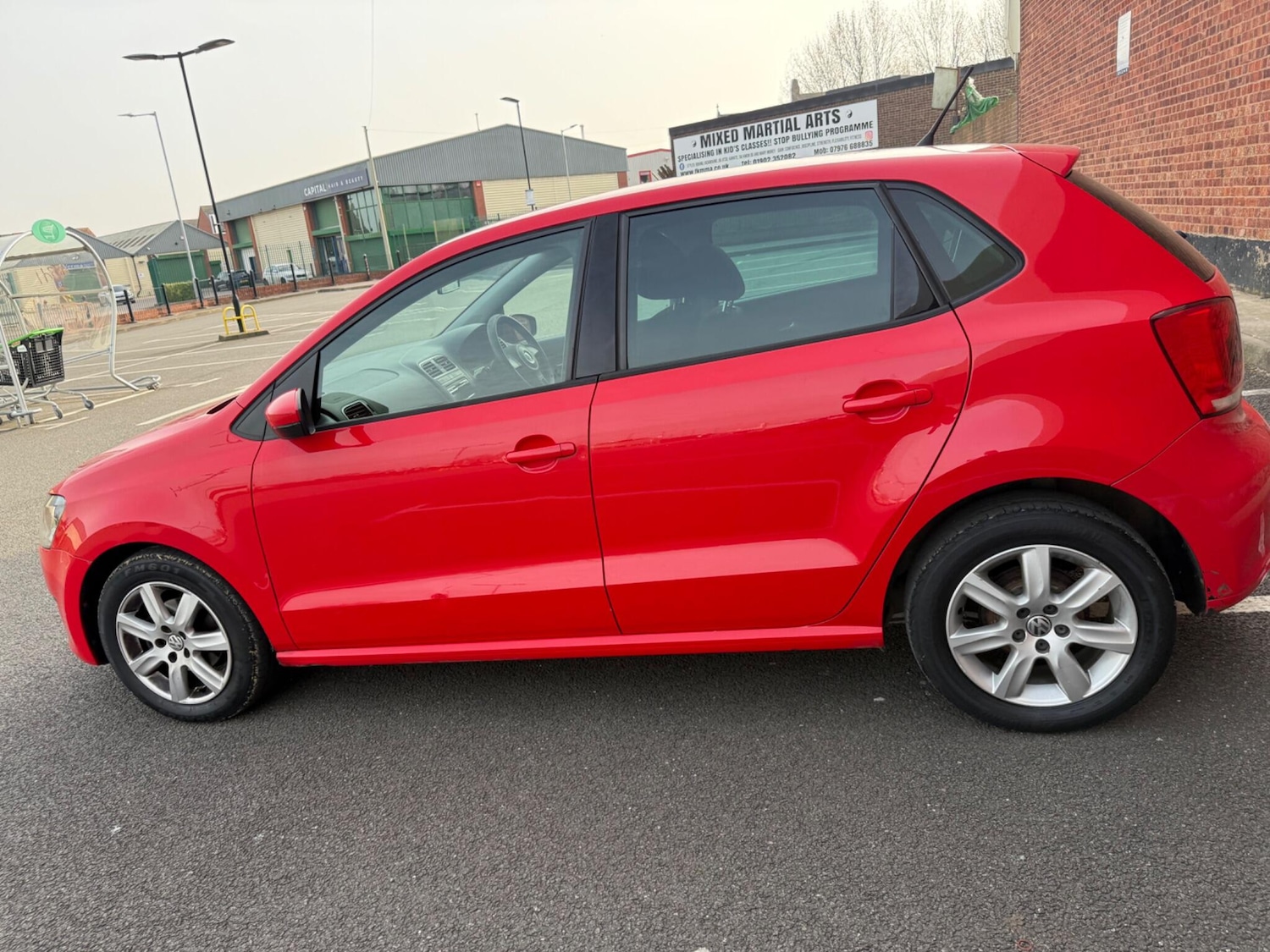 Used Volkswagen Polo 2012 for sale - 77969844: Photo 11