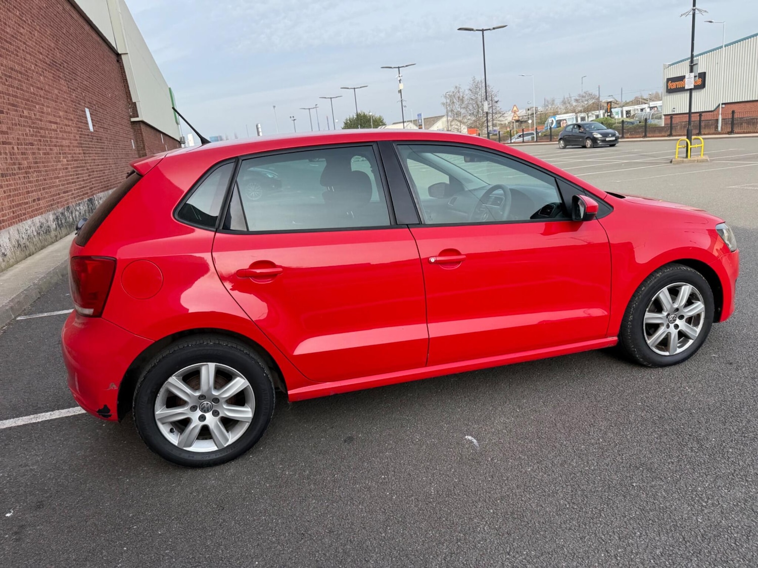 Used Volkswagen Polo 2012 for sale - 77969844: Photo 17