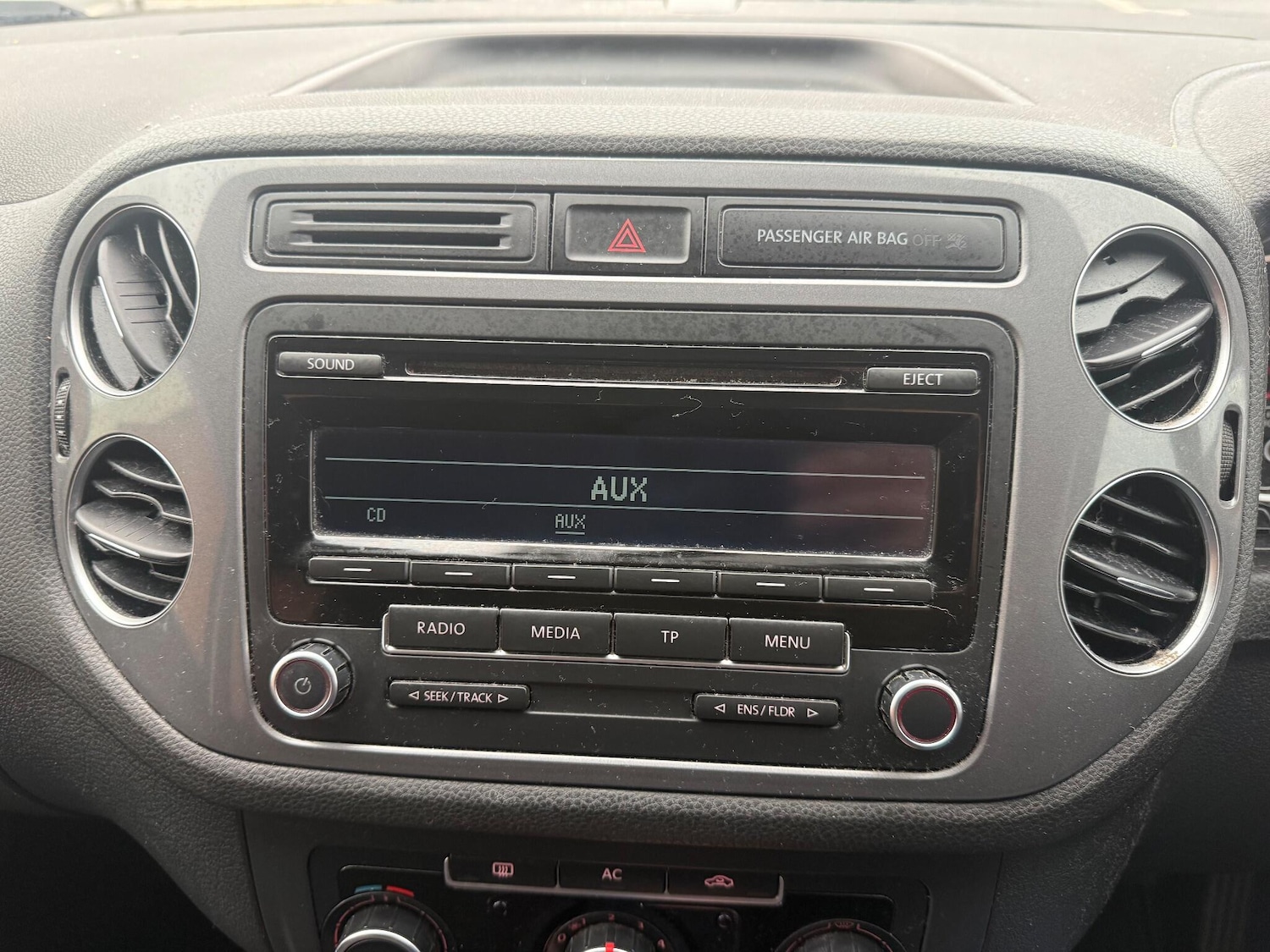 Used Volkswagen Tiguan 2012 for sale - 76550484: Photo 23