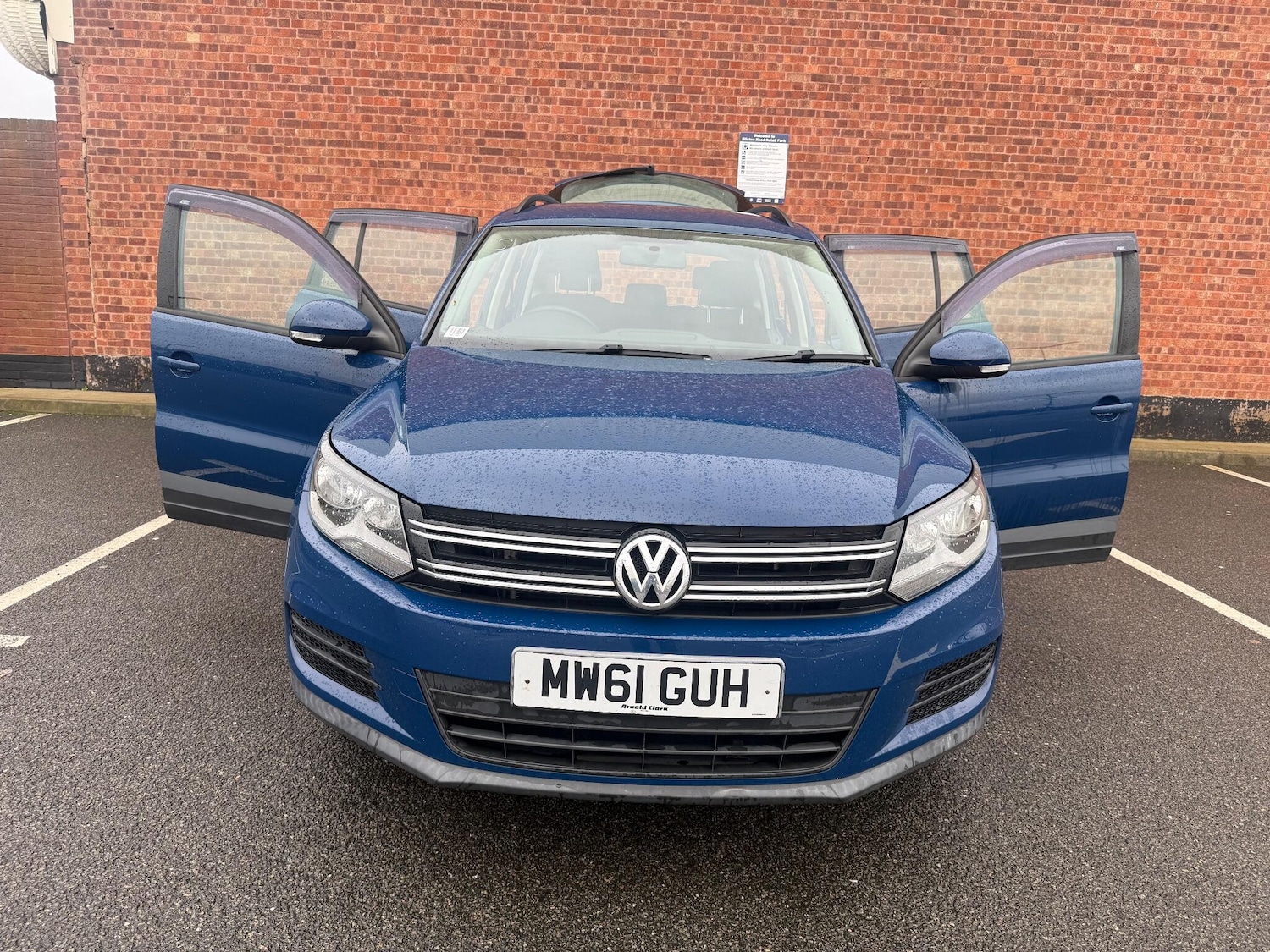 Used Volkswagen Tiguan 2012 for sale - 76550484: Photo 8