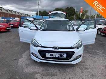 Used Hyundai i20 2016 for sale - 75883691: Photo