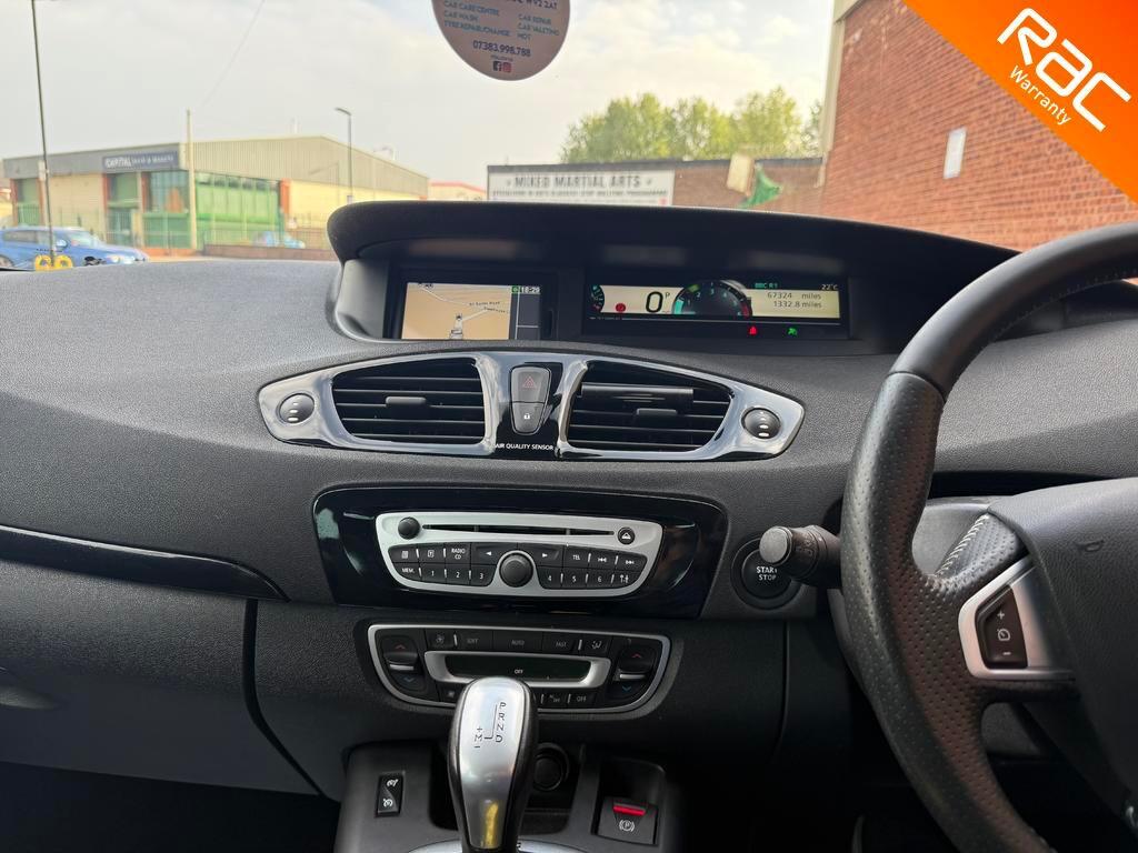 Used Renault Scenic 2011 for sale - 76752549: Photo 16