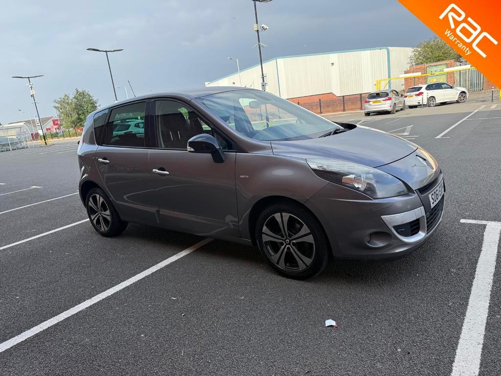 Used Renault Scenic 2011 for sale - 76752549: Photo 2