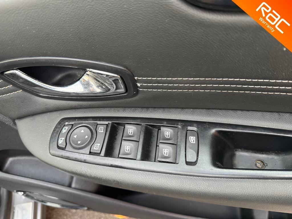 Used Renault Scenic 2011 for sale - 76752549: Photo 29