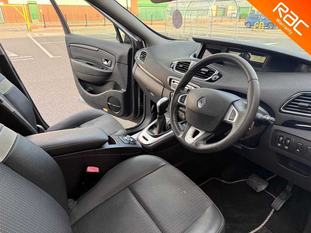 Used Renault Scenic 2011 for sale - 76752549: Photo 30