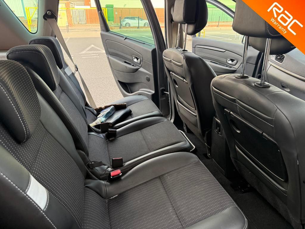 Used Renault Scenic 2011 for sale - 76752549: Photo 31