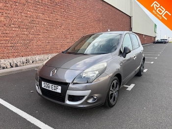 Used Renault Scenic 2011 for sale - 76752549: Photo