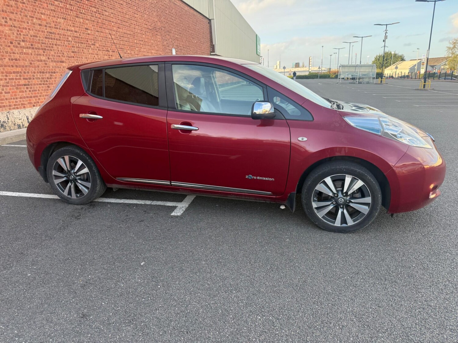 Used Nissan Leaf for sale - 78214929: Photo 16