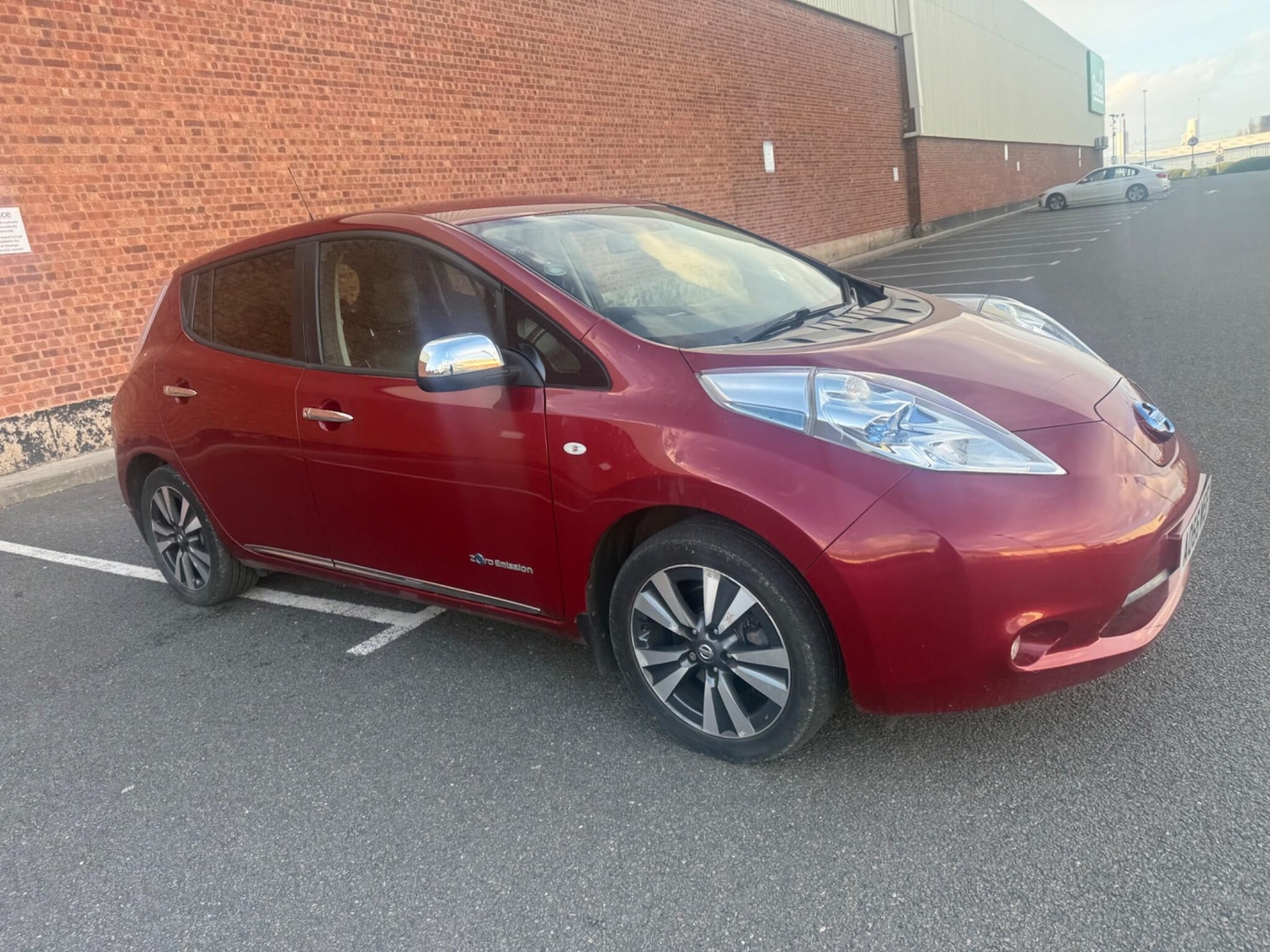 Used Nissan Leaf for sale - 78214929: Photo 5