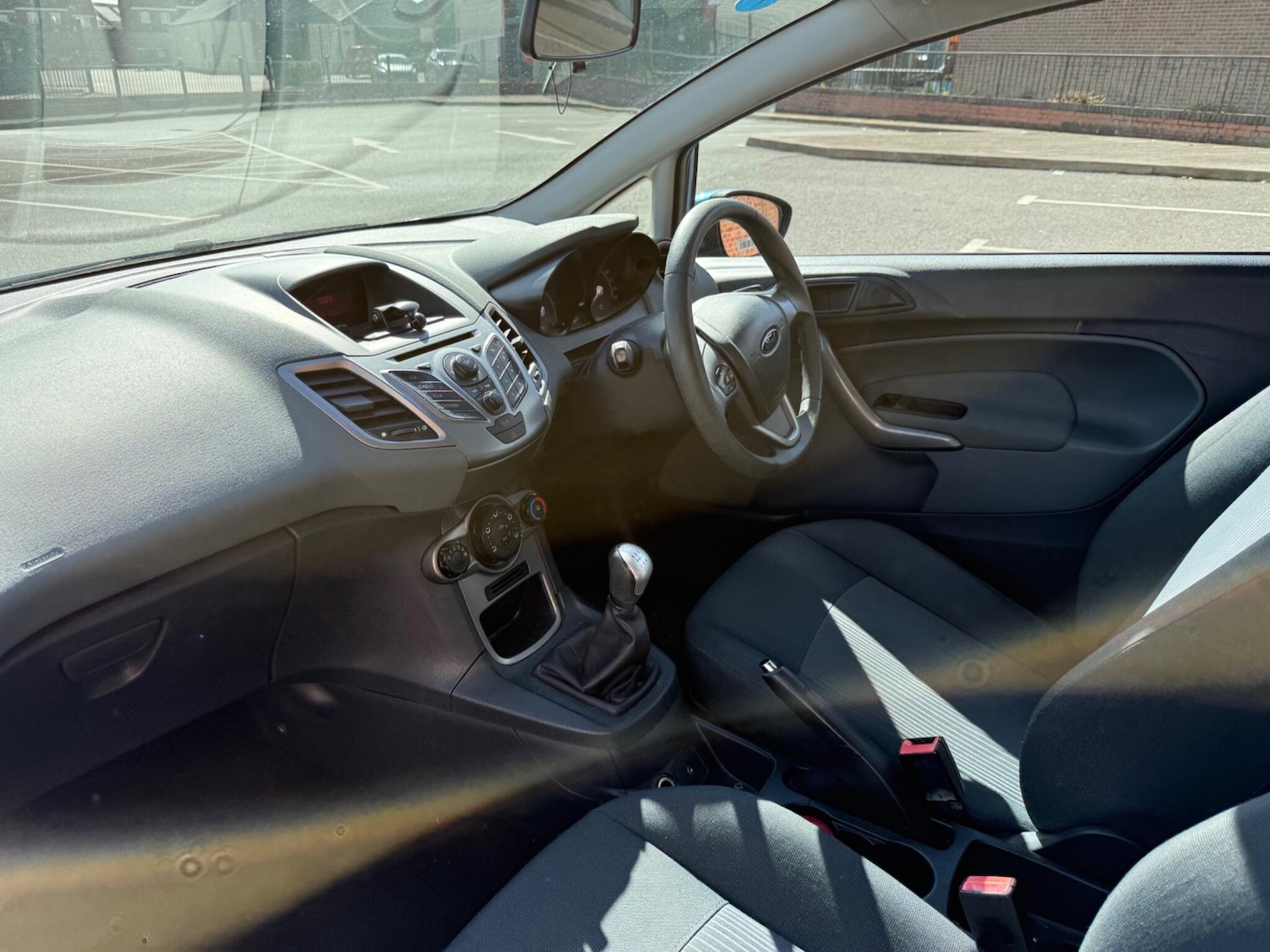 Used Ford Fiesta 2010 for sale - 78046657: Photo 23