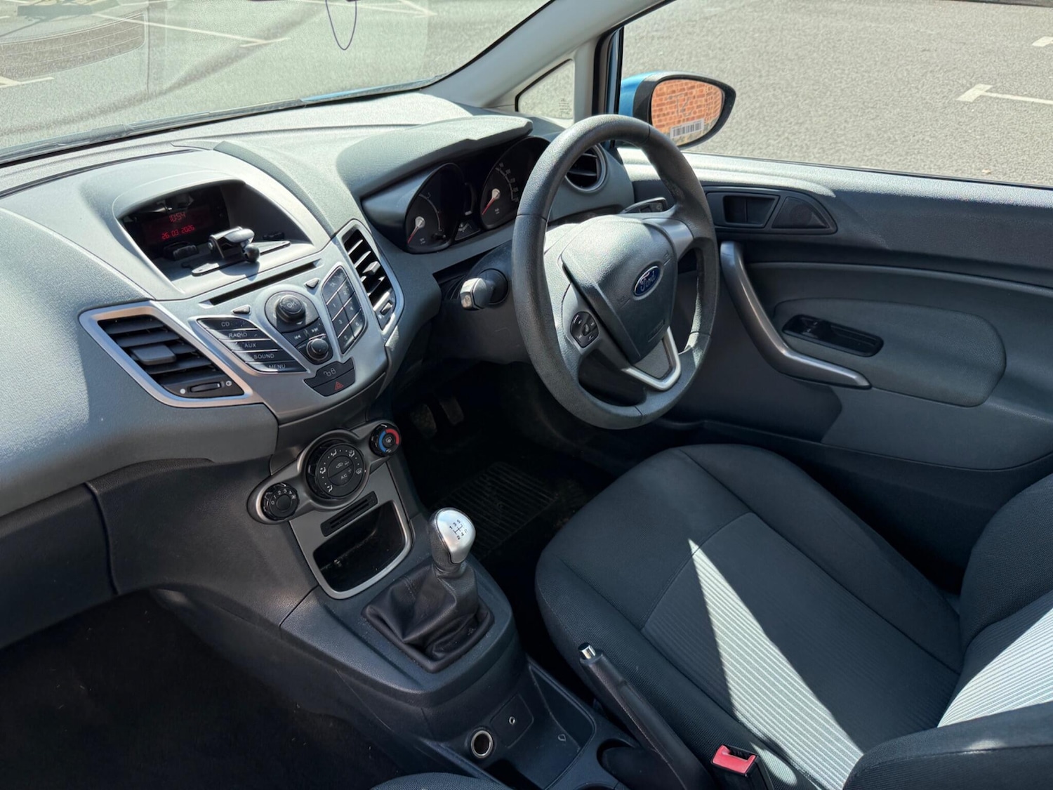 Used Ford Fiesta 2010 for sale - 78046657: Photo 24