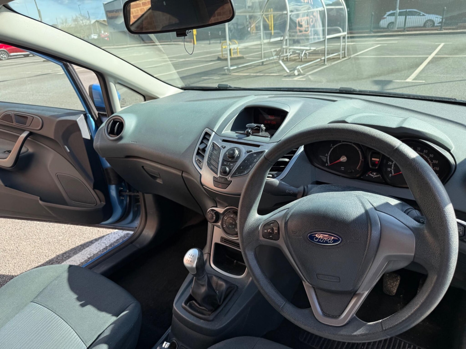 Used Ford Fiesta 2010 for sale - 78046657: Photo 27