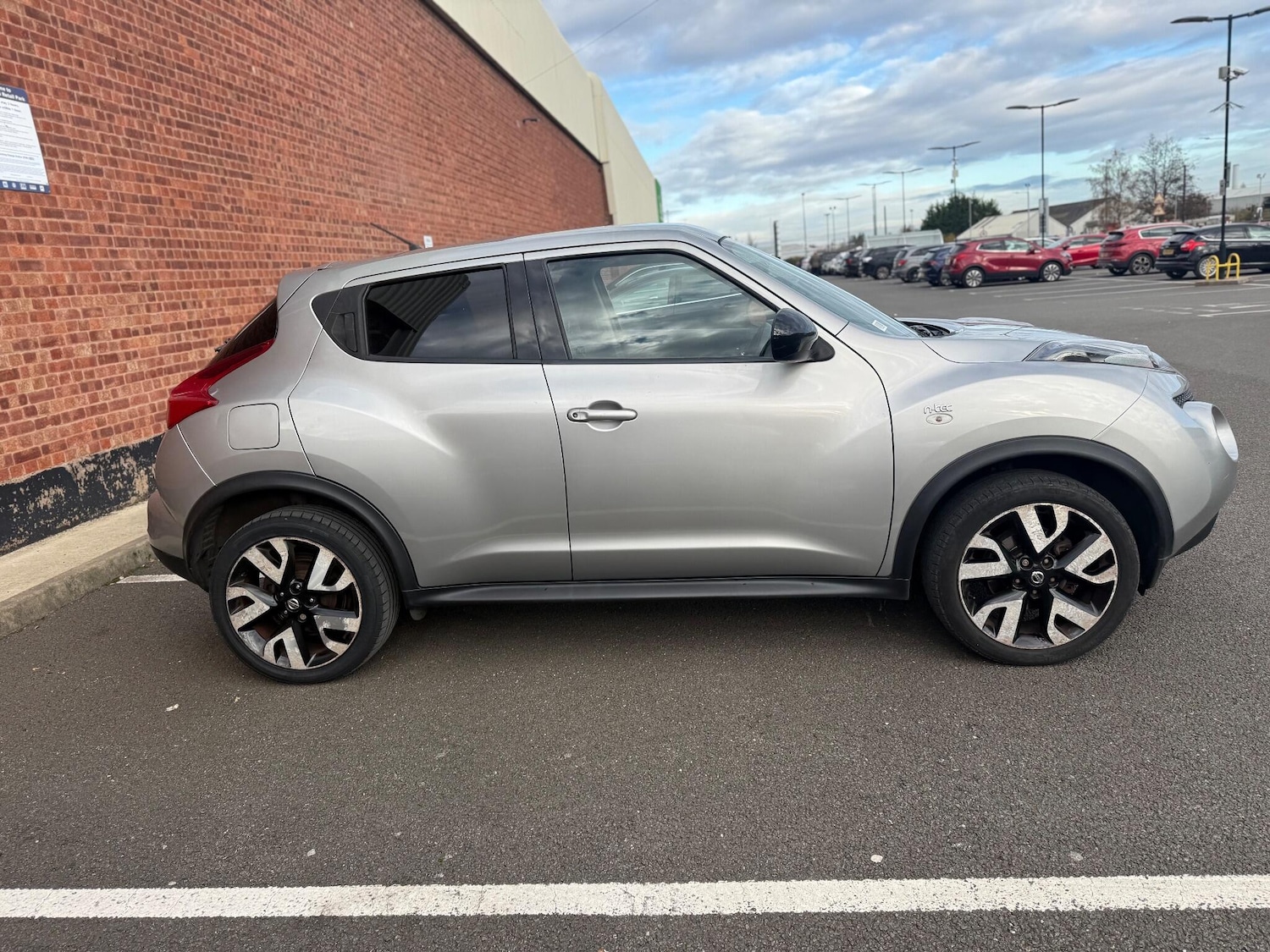 Used Nissan Juke 2014 for sale - 76619917: Photo 14
