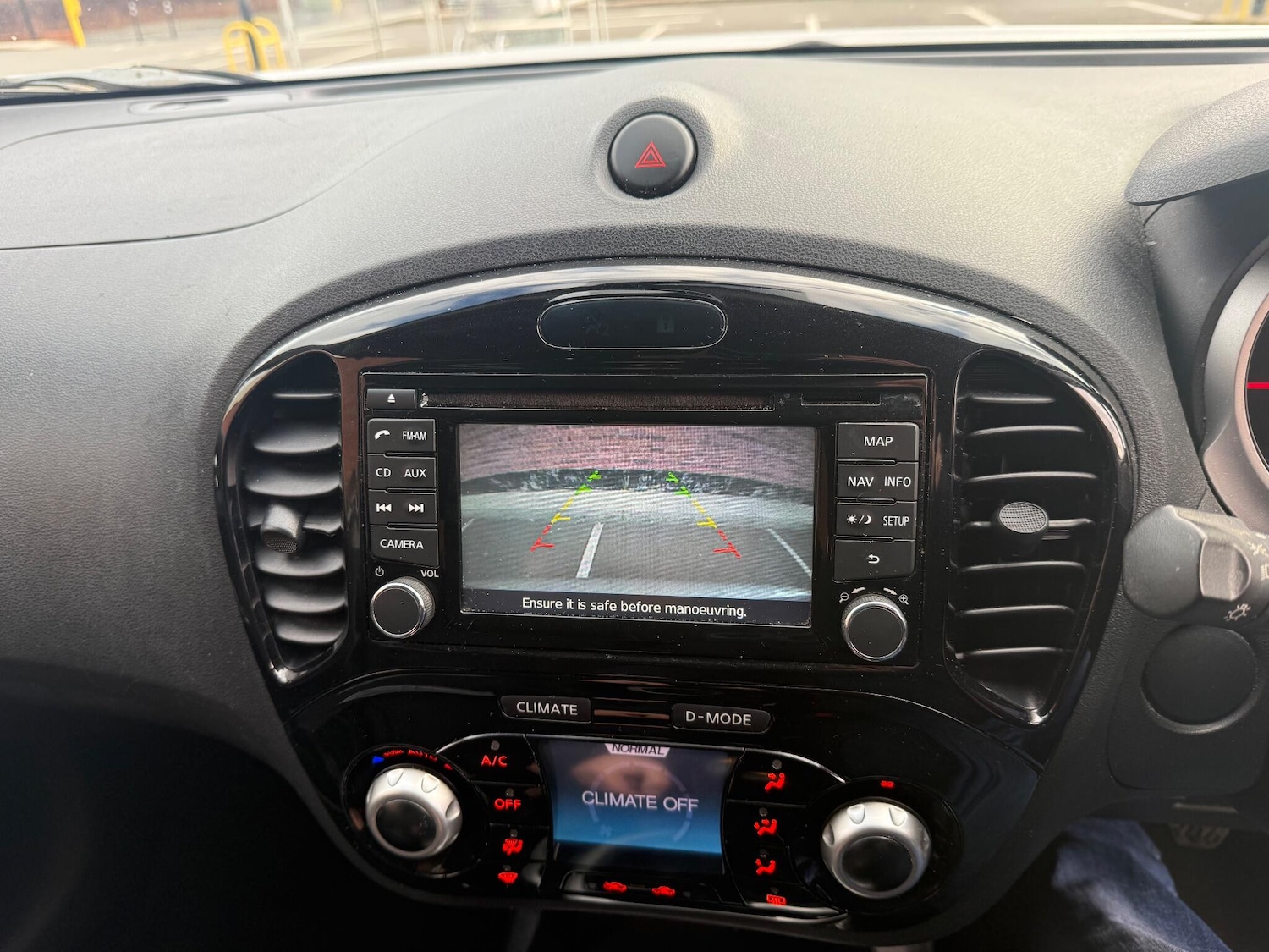 Used Nissan Juke 2014 for sale - 76619917: Photo 32