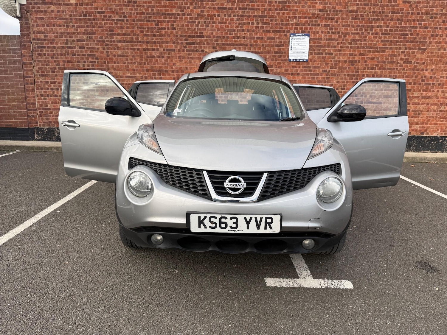 Used Nissan Juke 2014 for sale - 76619917: Photo 6