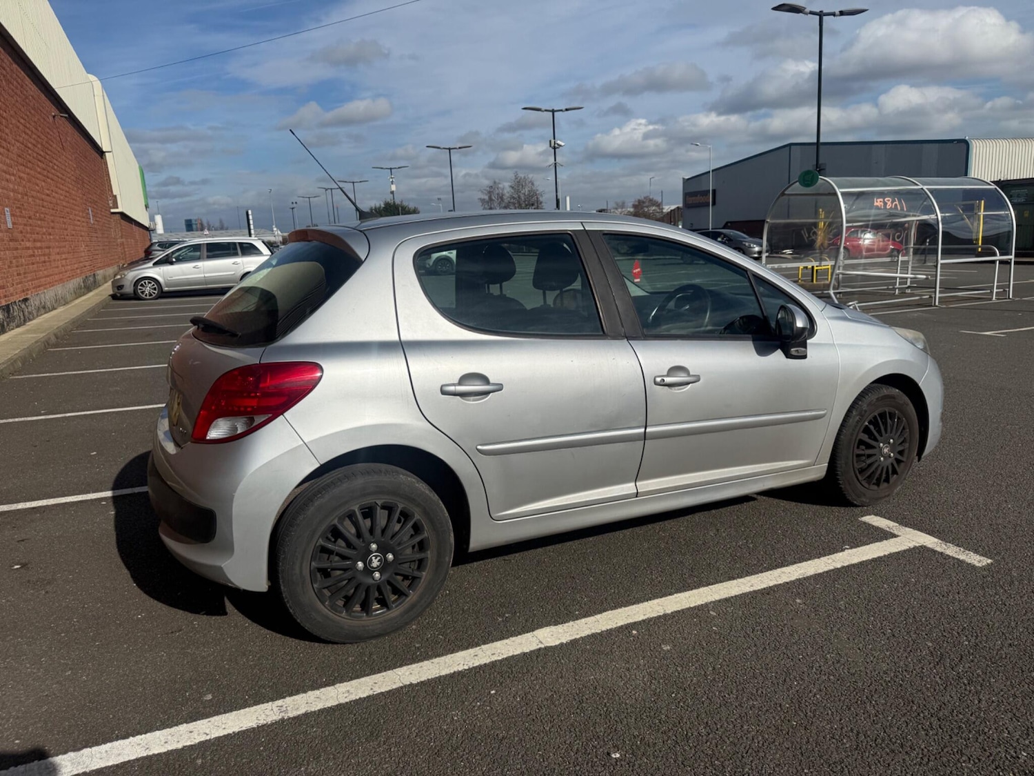 Used Peugeot 207 2011 for sale - 77737081: Photo 16