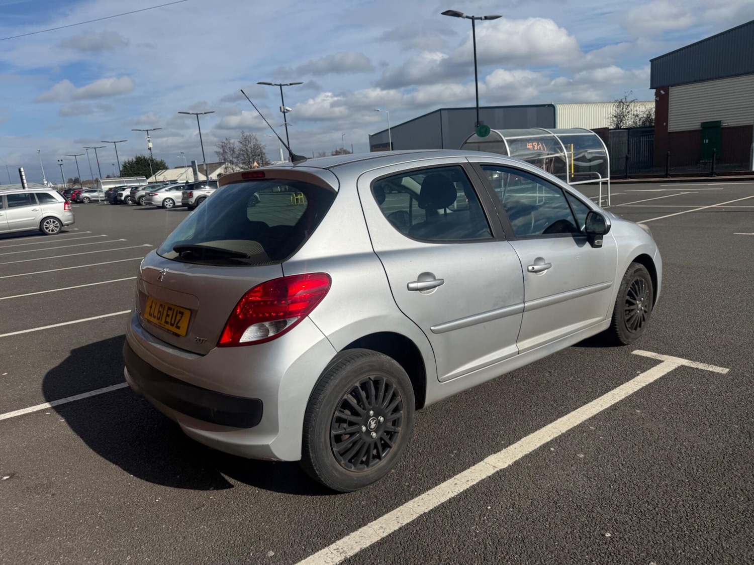 Used Peugeot 207 2011 for sale - 77737081: Photo 18
