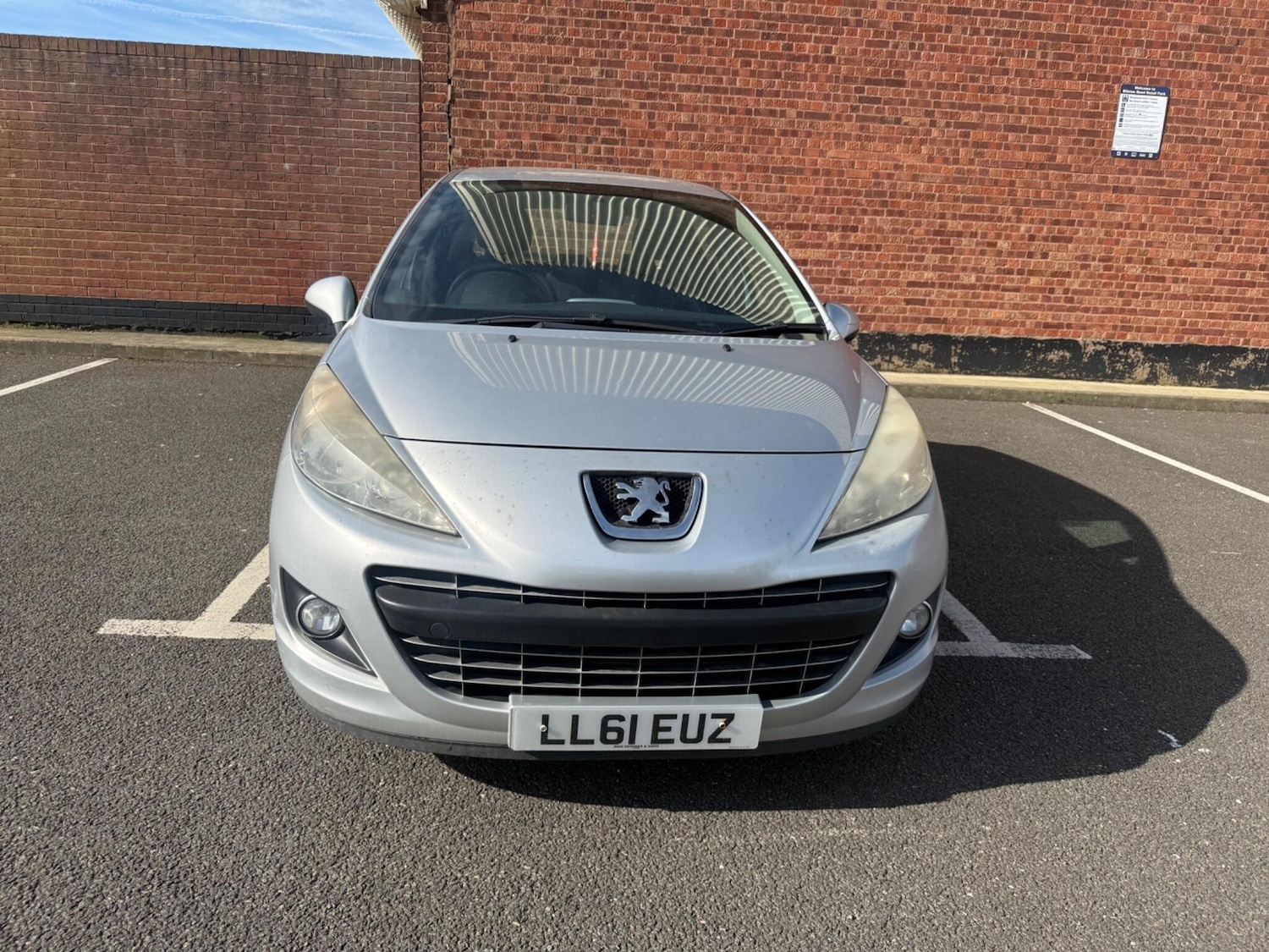 Used Peugeot 207 2011 for sale - 77737081: Photo 2