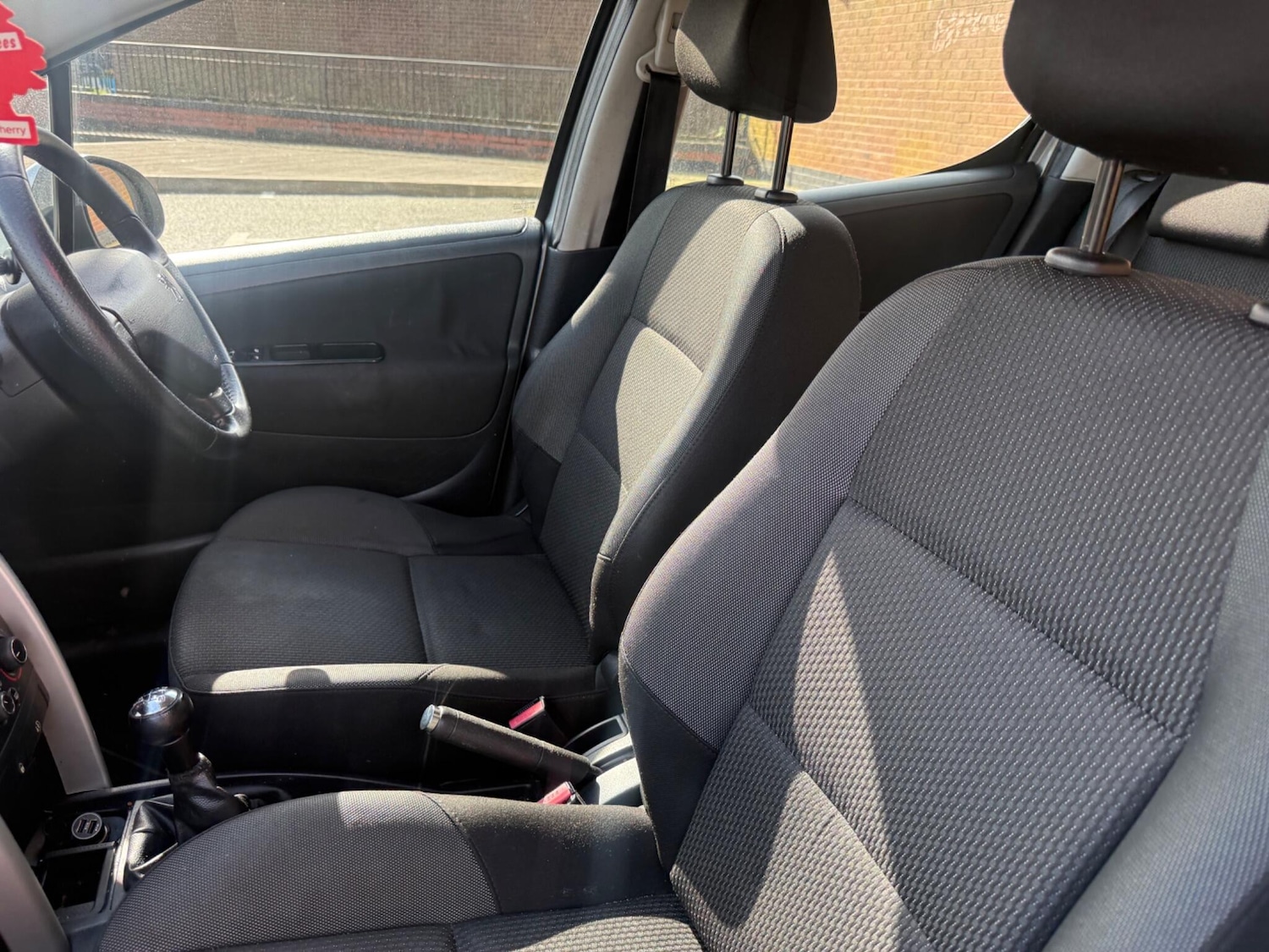 Used Peugeot 207 2011 for sale - 77737081: Photo 29