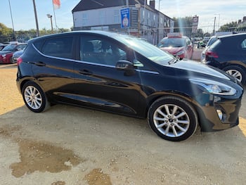Used Ford Fiesta 2020 for sale - 79467612: Photo