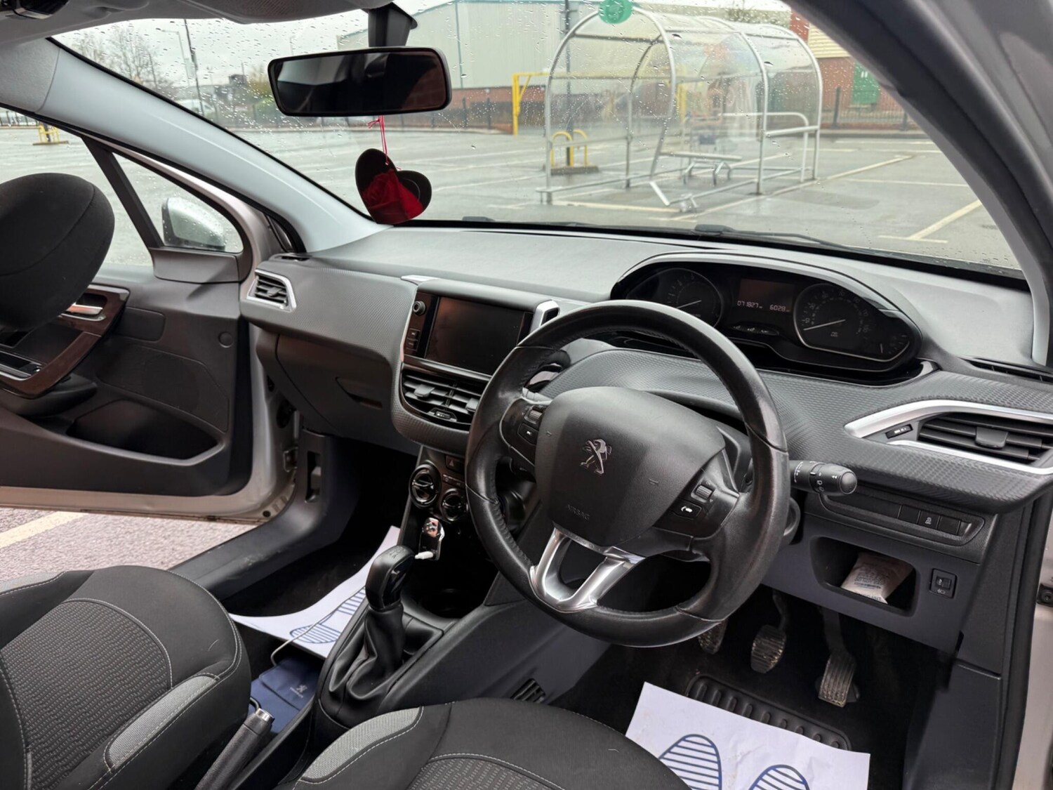 Used Peugeot 208 for sale - 78057915: Photo 28