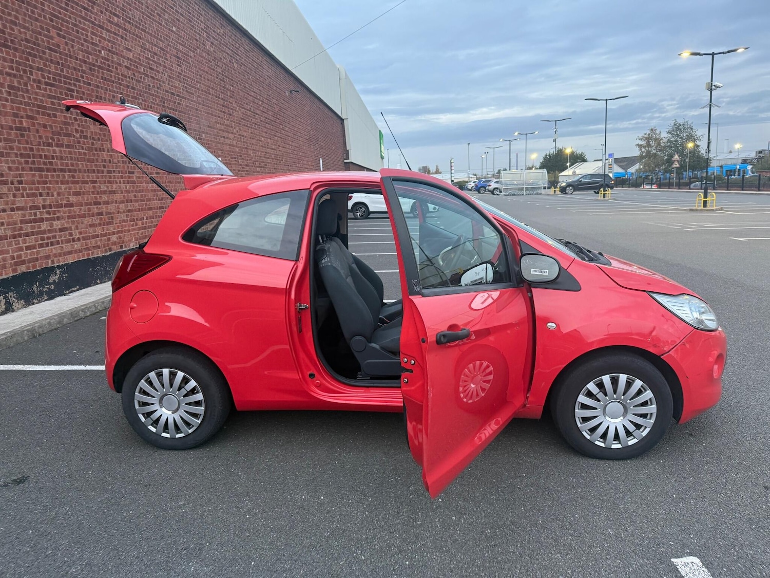 Used Ford Ka 2011 for sale - 76422946: Photo 33