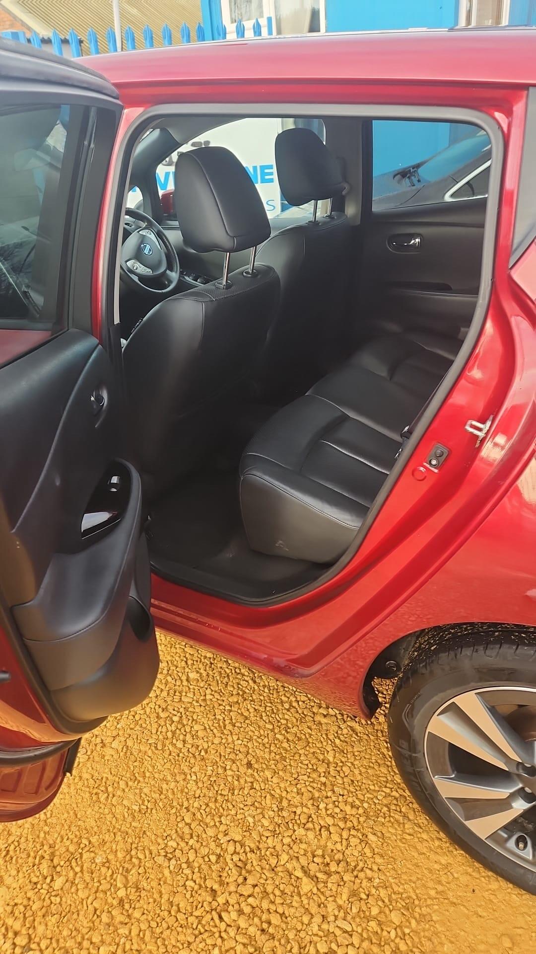 Used Nissan Leaf 2017 for sale - 78062899: Photo 13