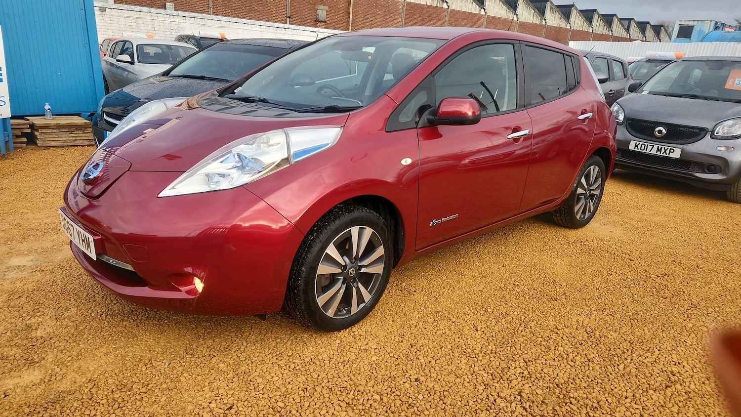 Used Nissan Leaf 2017 for sale - 78062899: Photo 3