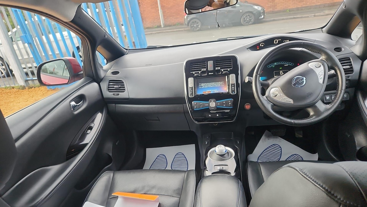 Used Nissan Leaf 2017 for sale - 78062899: Photo 9