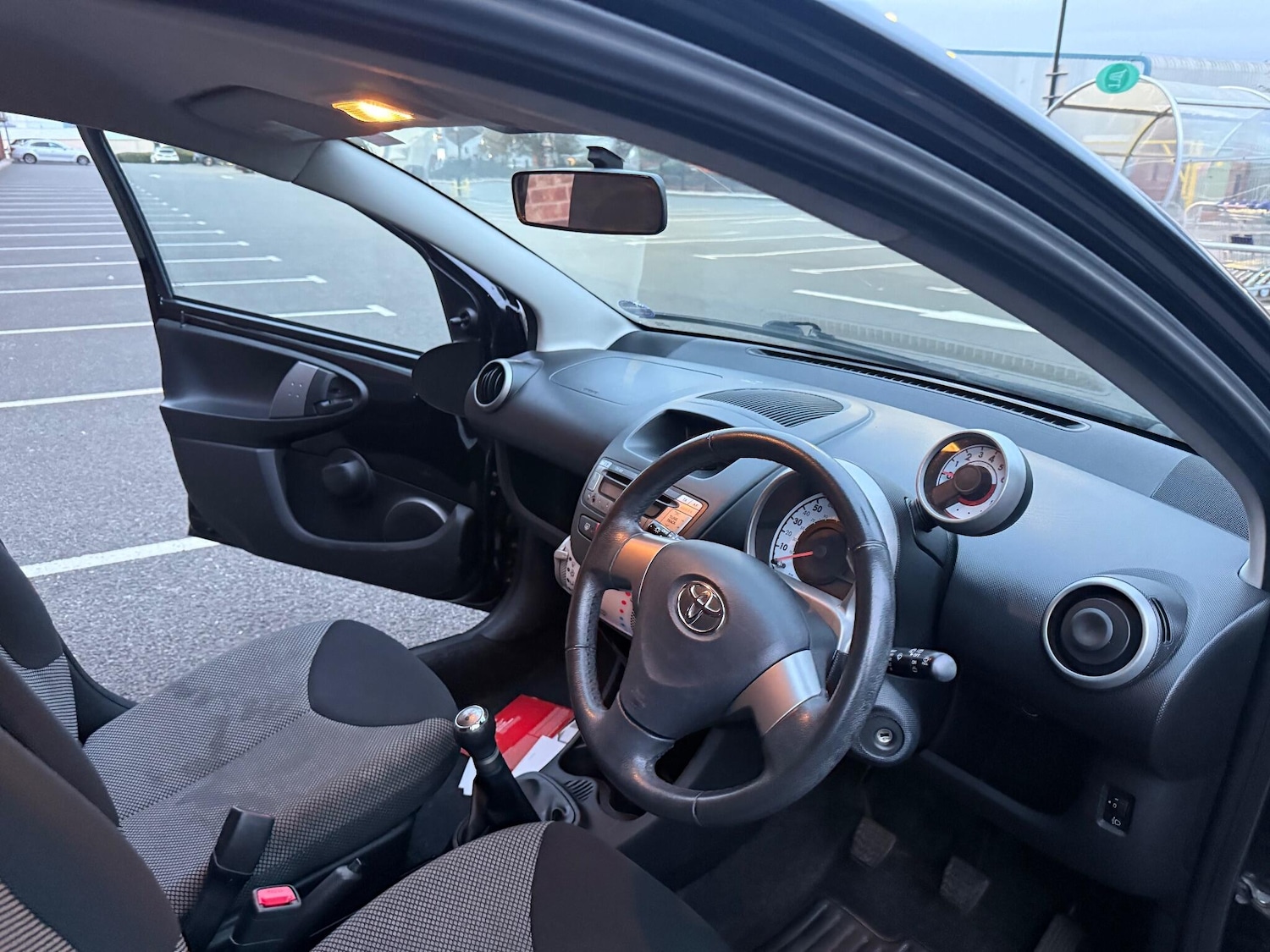 Used Toyota AYGO 2013 for sale - 76485342: Photo 19