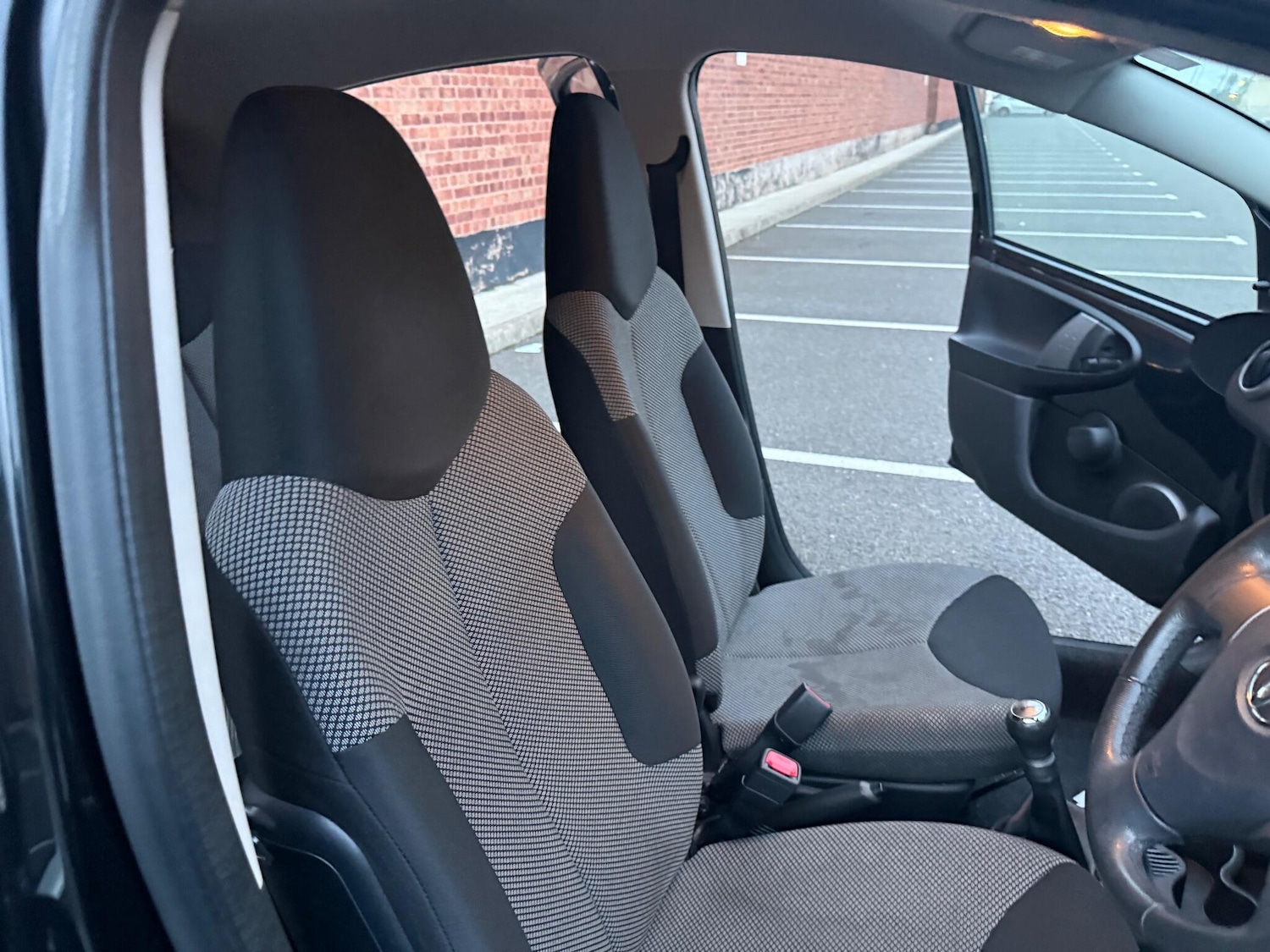 Used Toyota AYGO 2013 for sale - 76485342: Photo 20