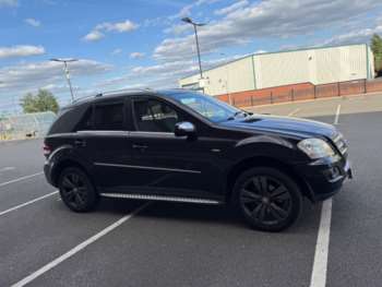 Used Mercedes-Benz M-Class 2010 for sale - 74837273: Photo